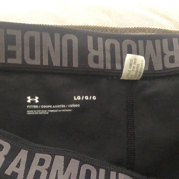 Under Armour leggings. - Picture 4 of 4